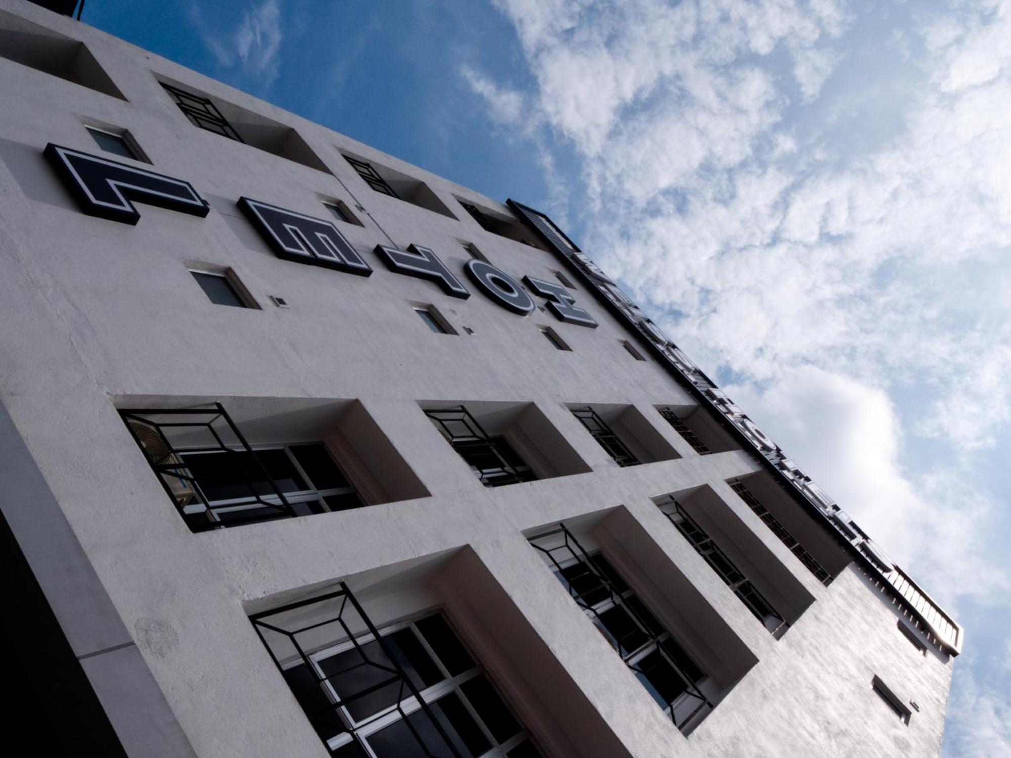 Weiss Hotels Kepong Baru Kampong Jawa Tengah Exterior photo