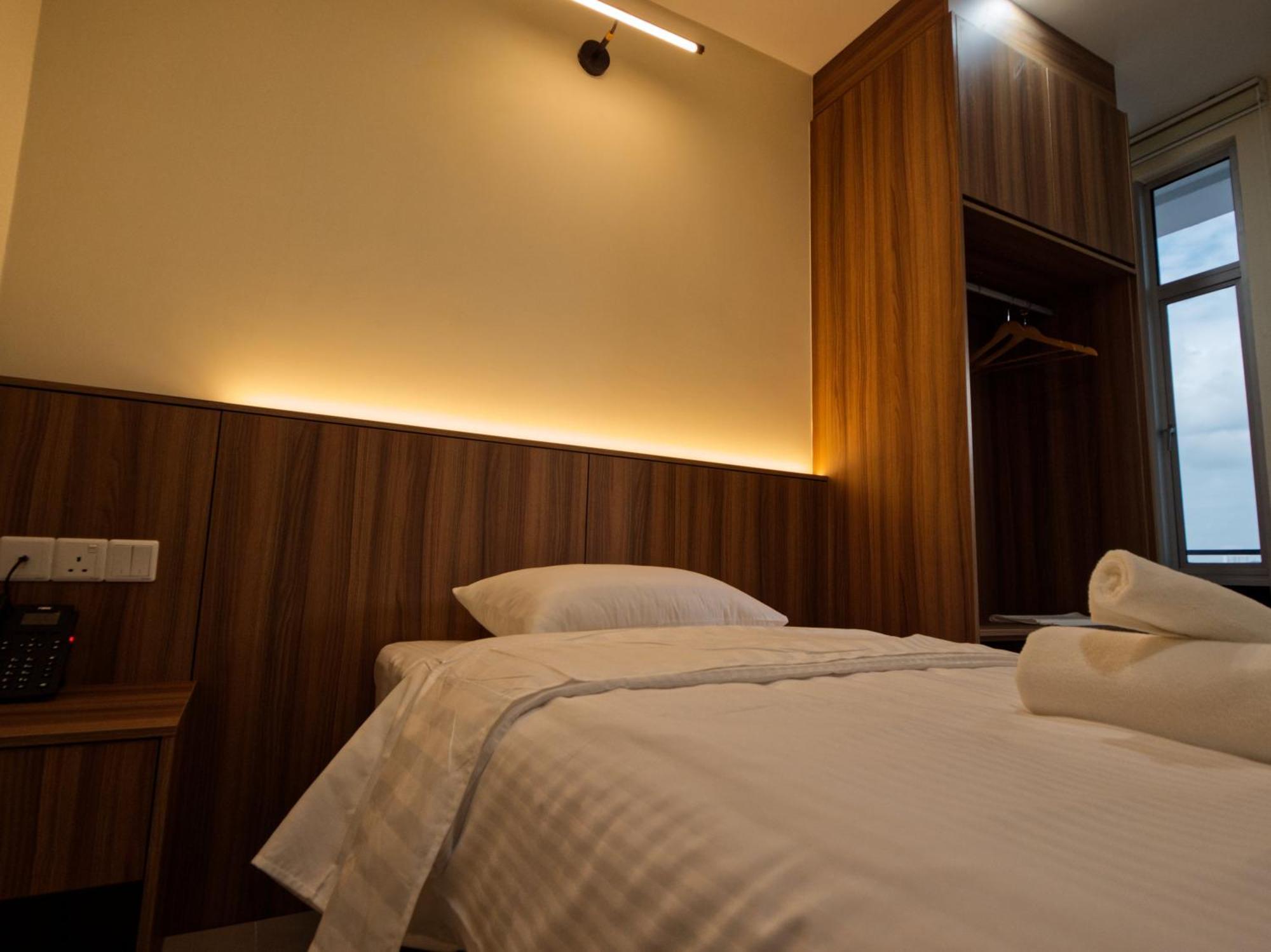 Weiss Hotels Kepong Baru Kampong Jawa Tengah Room photo