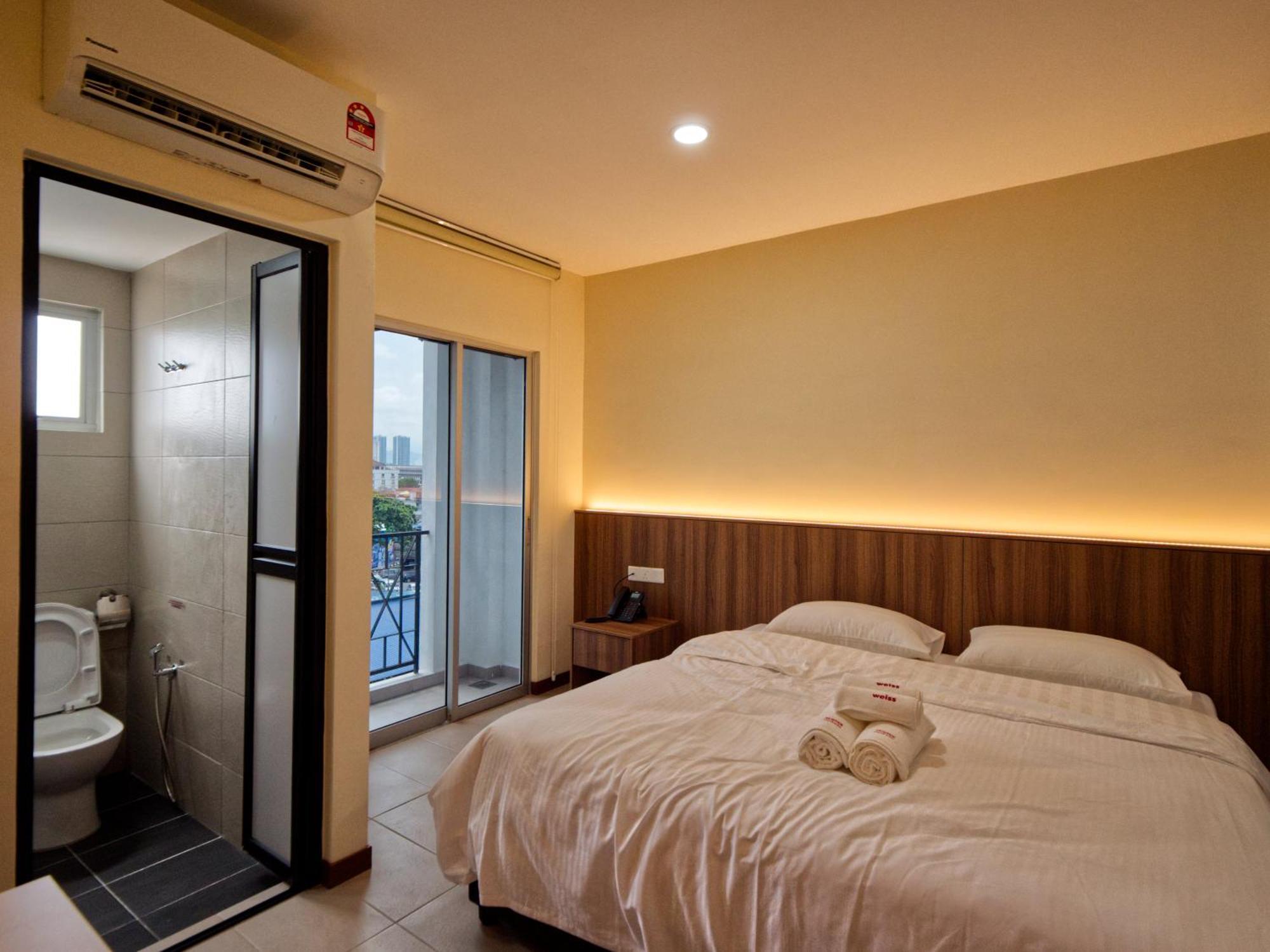 Weiss Hotels Kepong Baru Kampong Jawa Tengah Room photo