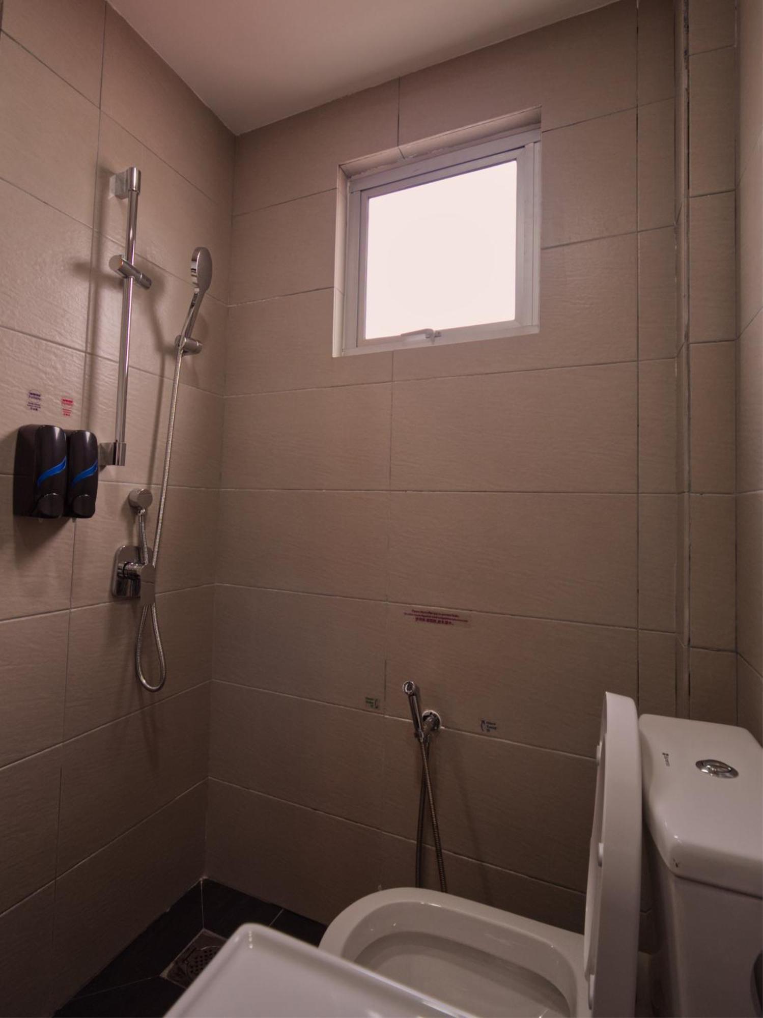 Weiss Hotels Kepong Baru Kampong Jawa Tengah Room photo