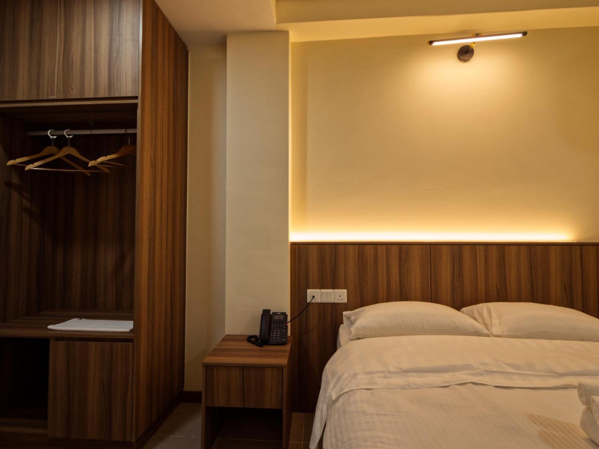Weiss Hotels Kepong Baru Kampong Jawa Tengah Room photo