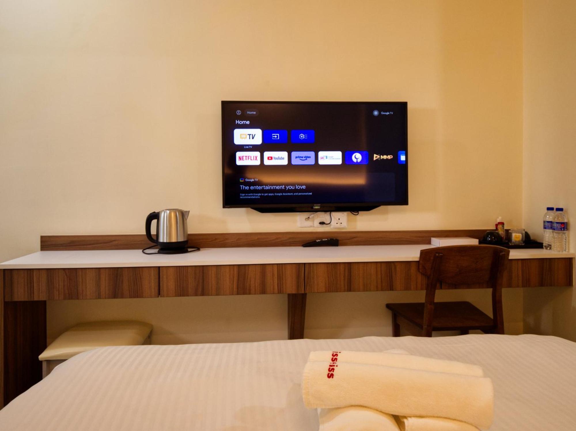 Weiss Hotels Kepong Baru Kampong Jawa Tengah Room photo