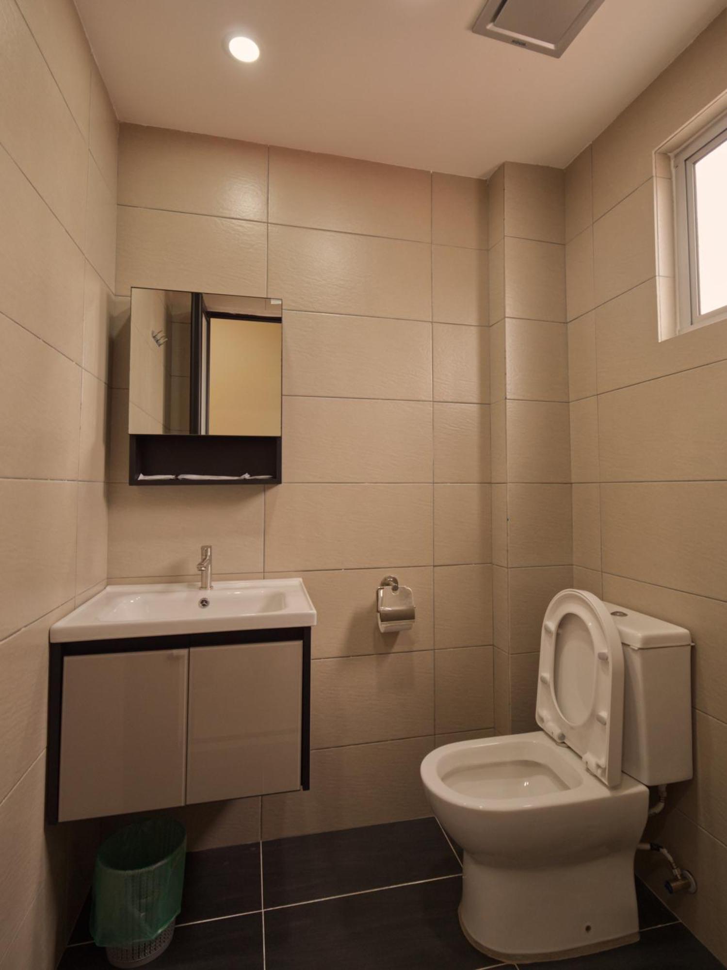 Weiss Hotels Kepong Baru Kampong Jawa Tengah Room photo